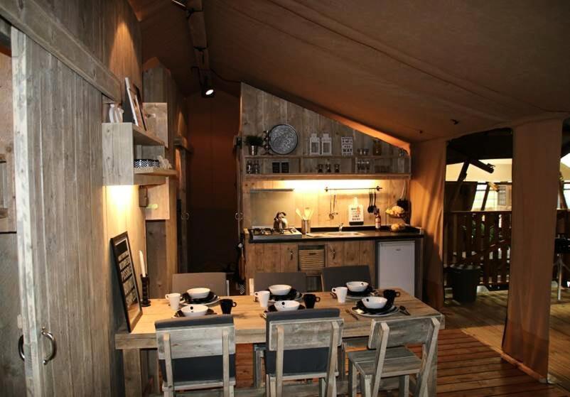 Camping Maeva Escapades Millau Plage Exterior photo
